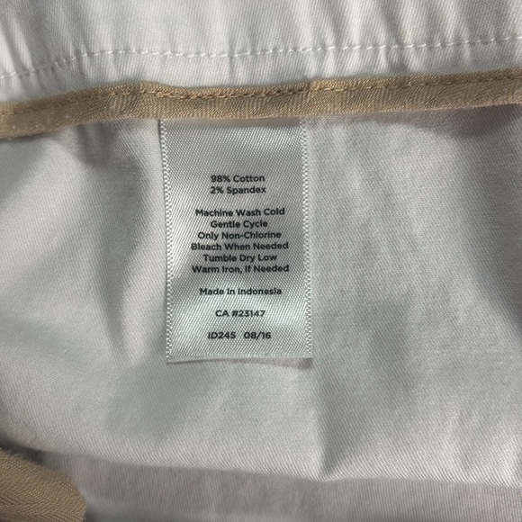 Talbots White Criss Cross Bottom Ankle Pants, size 12, good condition - Picture 8 of 8